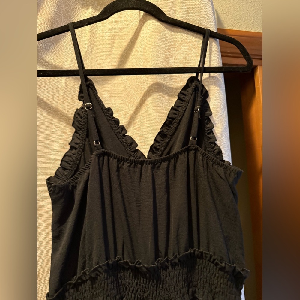 NWOT Black spaghetti strap ruffle v neck wide leg jumpsuit Black M - Picture 10 of 12